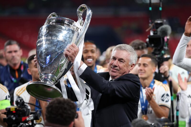 “Seré un aficionado de México”, Ancelotti tras la llegada de Aguirre Carlo Ancelotti, con el trofeo de la Liga de Campeones, en una foto de archivo. EFE/EPA/ADAM VAUGHAN