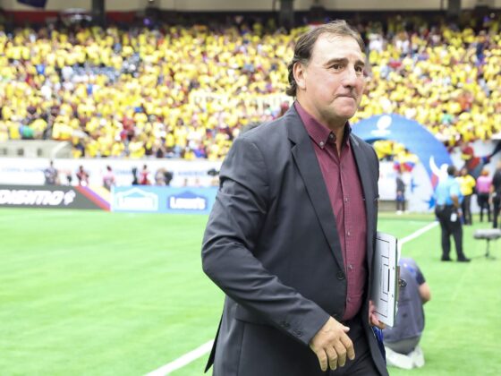 Néstor Lorenzo: "Contra Brasil nunca se es favorito" En la imagen el seleccionador de Colombia, Néstor Lorenzo, en la Copa América. EFE/EPA/LESLIE PLAZA JOHNSON