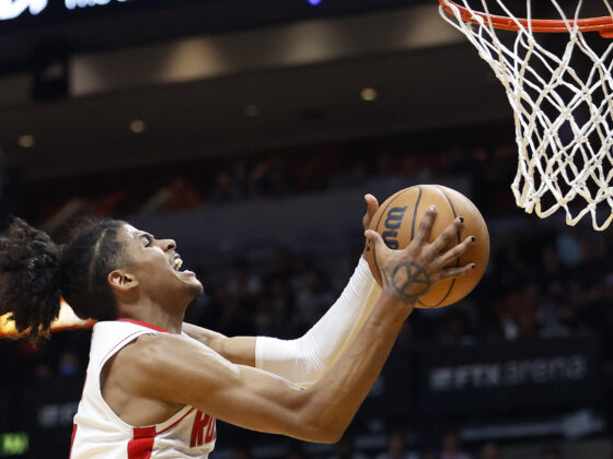 Así fue la caída del Miami Heat ante los Pistons en prórroga Fotografía de archivo en la que se registró a Josh Christopher, escolta de los Heat de Miami, quien aportó 24 puntos para guiar el ataque de su equipo en el triunfo 120-118 sobre los Grizzlie de Memphis en la Summer League de la NBA. EFE/Rhona Wise