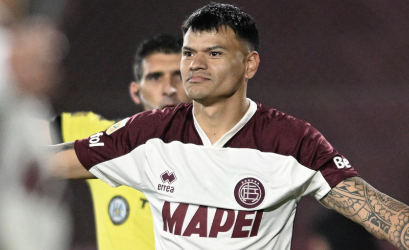 Walter Bou (VIA: @walterbou.ab)