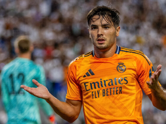 ¡Uno más! Brahim Díaz salió lesionado y el Real Madrid ya suma 5 bajas Brahim Díaz de Real Madrid celebra un gol en un partido amistoso entre Real Madrid y Chelsea, en el estadio Bank of America, en Charlotte (Estados Unidos). EFE/ Scott Kinser