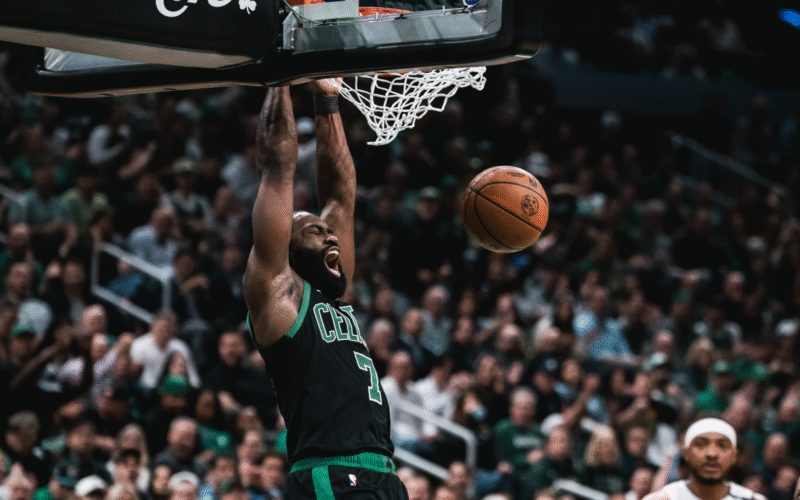 Boston Celtics elimina a Orlando Magic y espera rival en semifinales Boston Celtics ante Orlando Magic. / X: @celtics